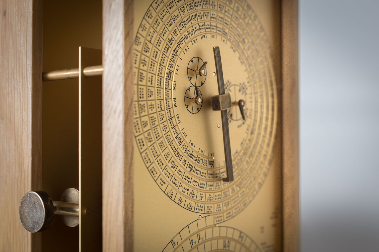 The Antikythera calculating mechanism